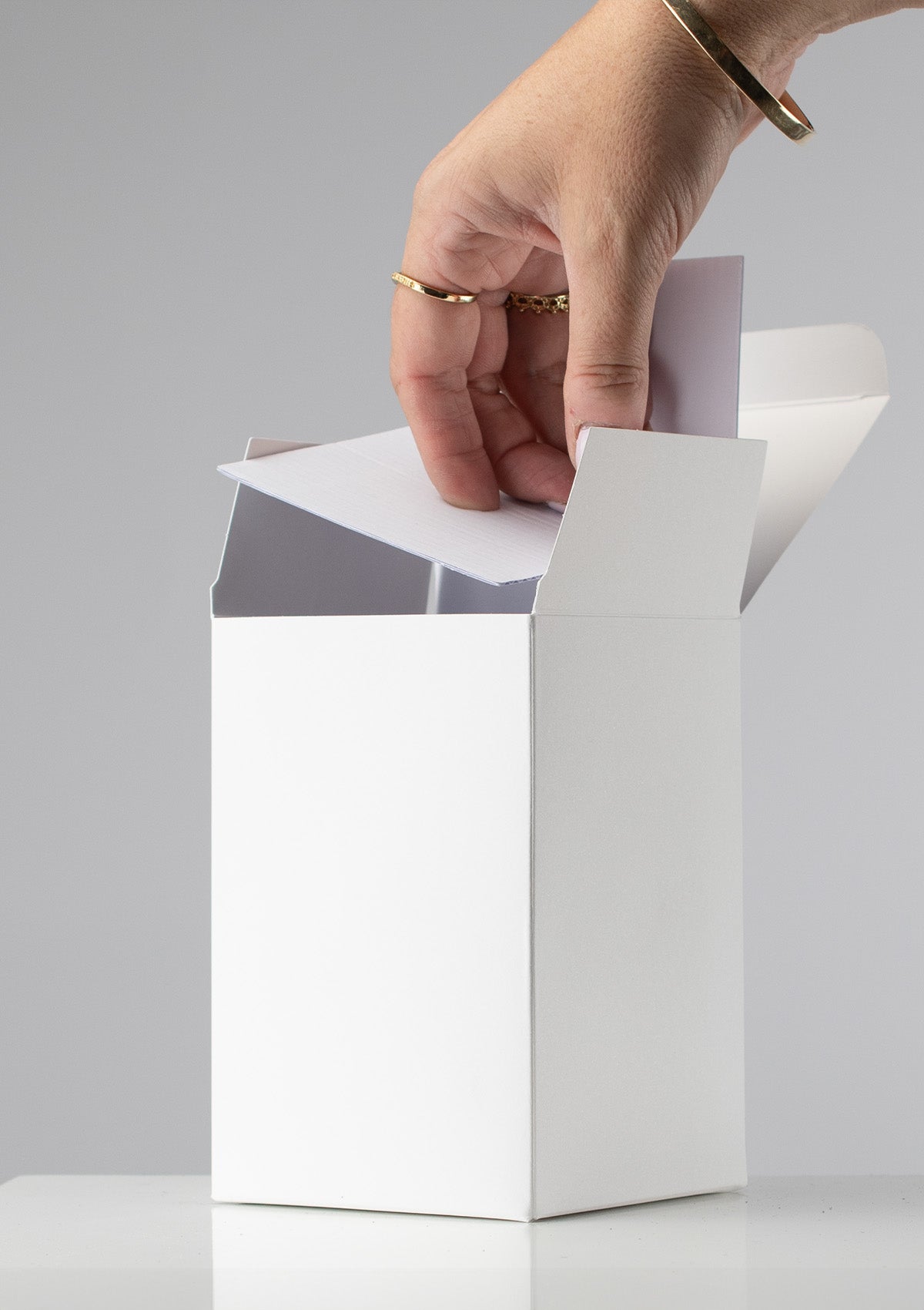 CLEO BOX - Matte White