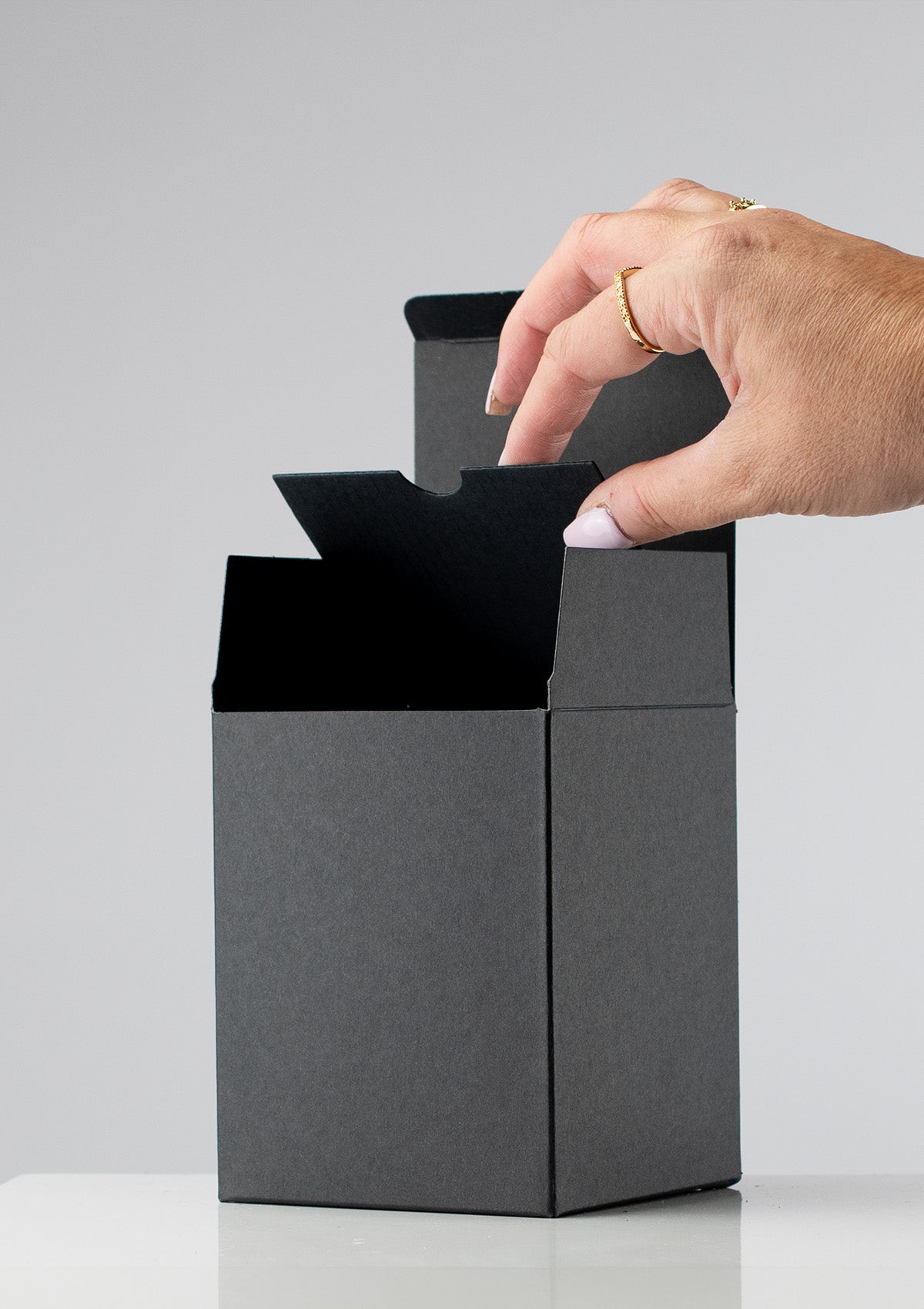 INFINIA BOX - Matte Black