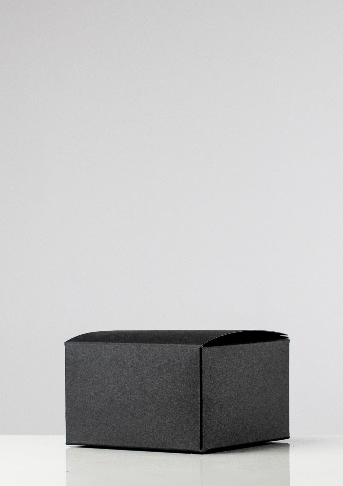 NEVAE BOX - Matte Black